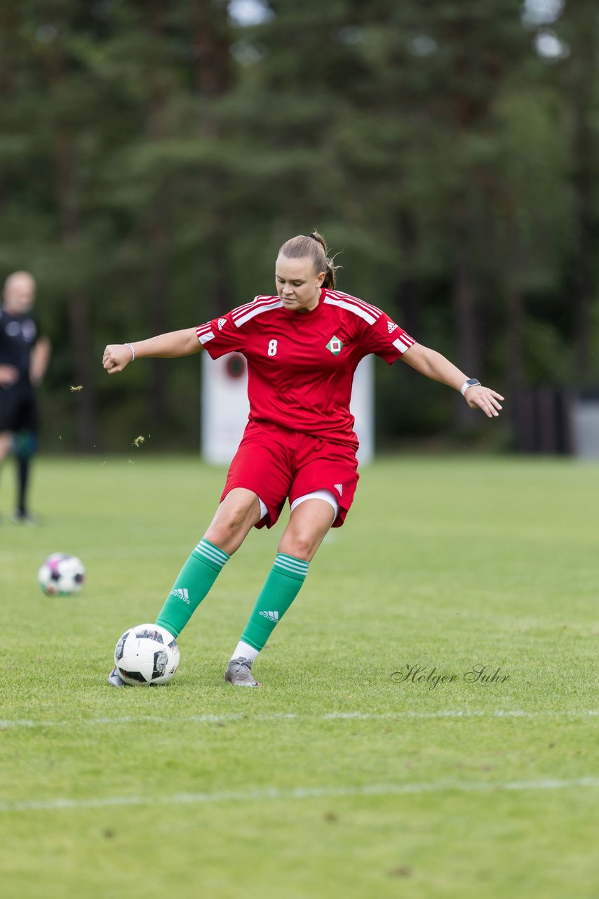 Bild 102 - F SV Boostedt - SV Fortuna St. Juergen : Ergebnis: 2:1